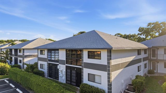 15301 Pembridge Avenue 44, Delray Beach, FL 33484