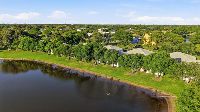 15301 Pembridge Avenue 44, Delray Beach, FL 33484
