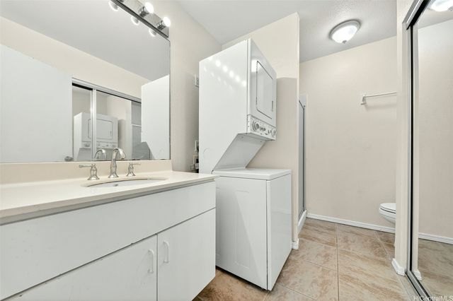 91-1059 Puamaeole Street 5E, Ewa Beach, HI 96706