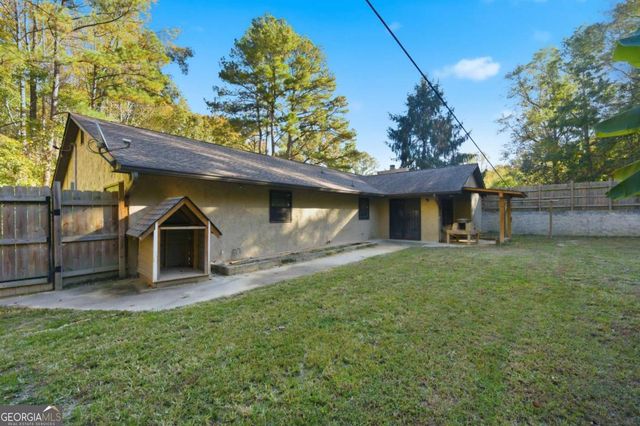 2655 Whisper Trail, Douglasville, GA 30135