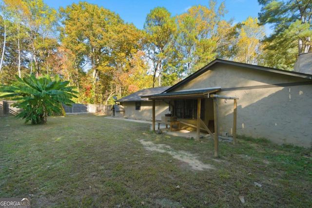 2655 Whisper Trail, Douglasville, GA 30135