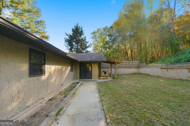 2655 Whisper Trail, Douglasville, GA 30135