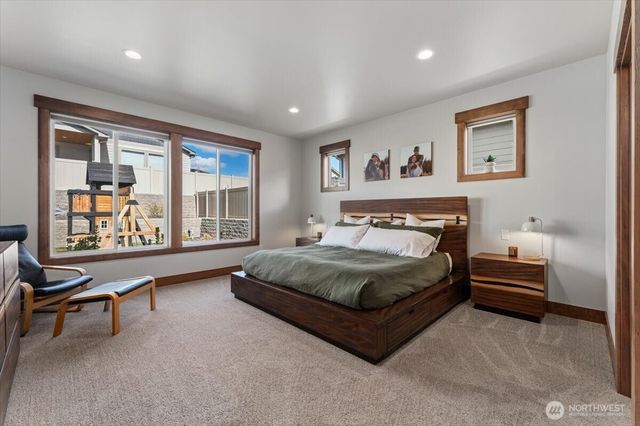 2637 Patriot Way SE, East Wenatchee, WA 98802