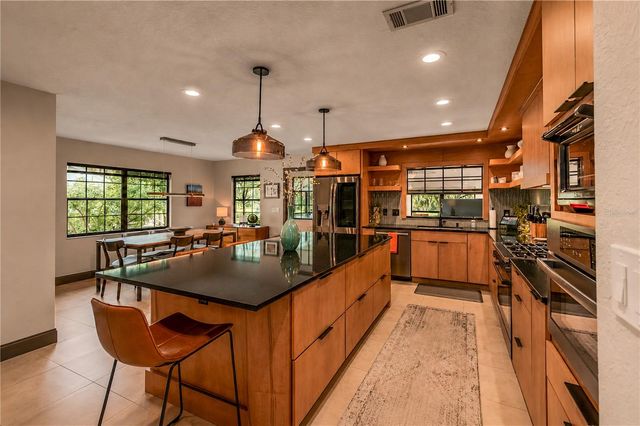 5101 NW 80TH AVENUE ROAD, Ocala, FL 34482