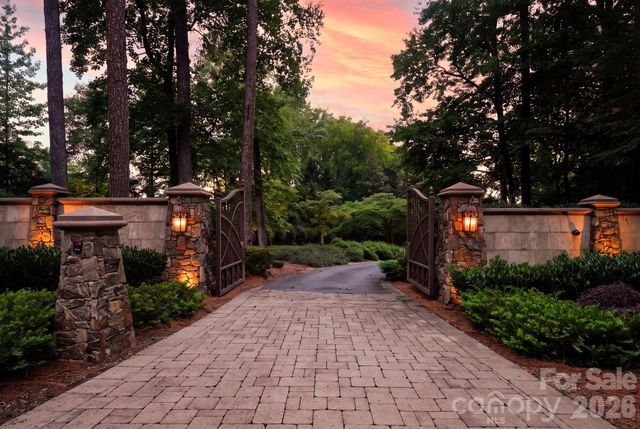 139 Hollen Lane, Mooresville, NC 28117