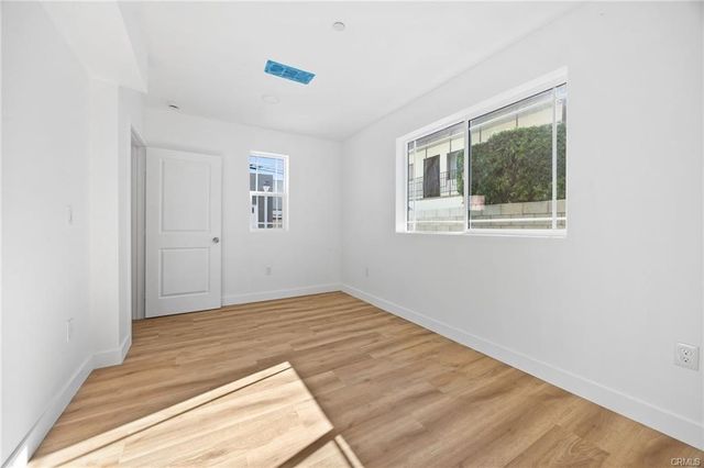 10936 S Osage, Inglewood, CA 90304