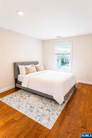 20 Zazzetti Street 2, Waldwick, NJ 07463