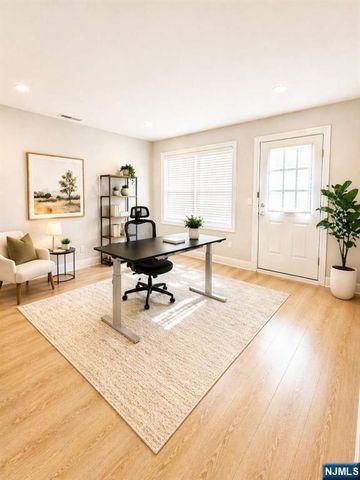 20 Zazzetti Street 2, Waldwick, NJ 07463