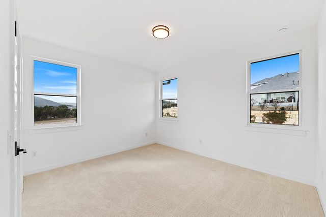 109 Pennybacker LN, Lakeway, TX 78738