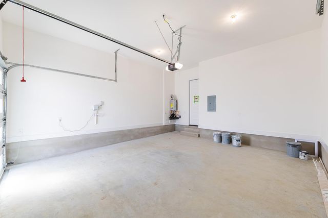 109 Pennybacker LN, Lakeway, TX 78738