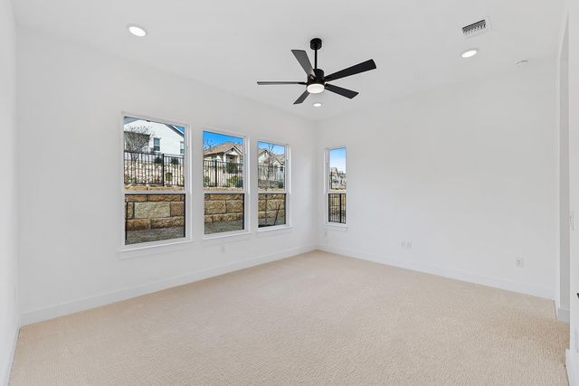 109 Pennybacker LN, Lakeway, TX 78738