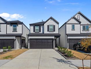 3215 Rainwood Gate Drive, Houston, TX 77047