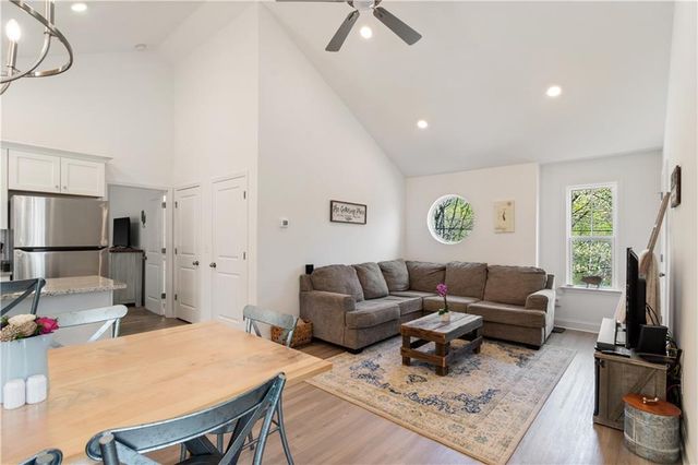 305 Ridgewood Drive, Waleska, GA 30183