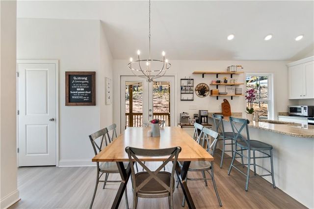 305 Ridgewood Drive, Waleska, GA 30183