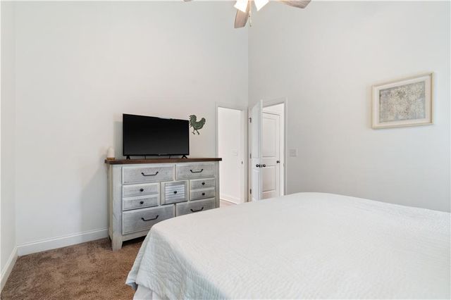 305 Ridgewood Drive, Waleska, GA 30183