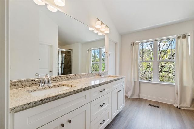 305 Ridgewood Drive, Waleska, GA 30183