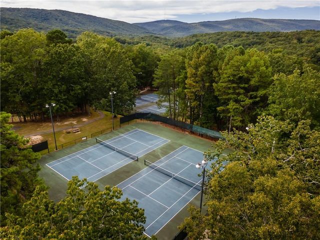 305 Ridgewood Drive, Waleska, GA 30183