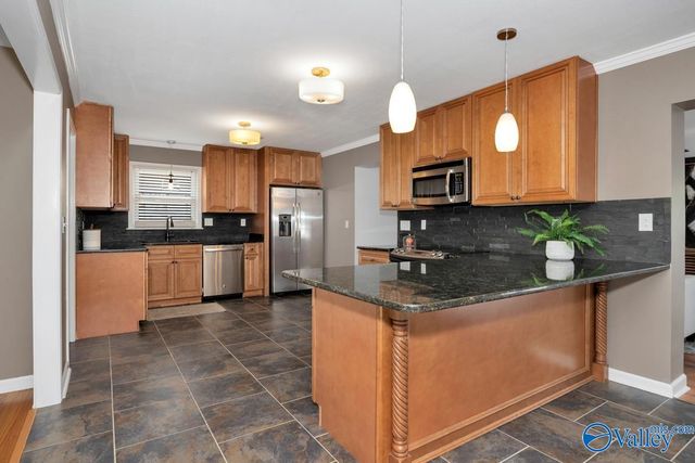 1814 Forney Drive NW, Huntsville, AL 35816