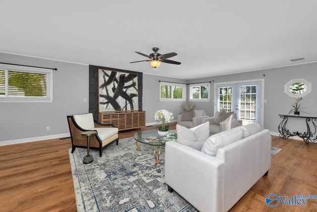 1814 Forney Drive NW, Huntsville, AL 35816