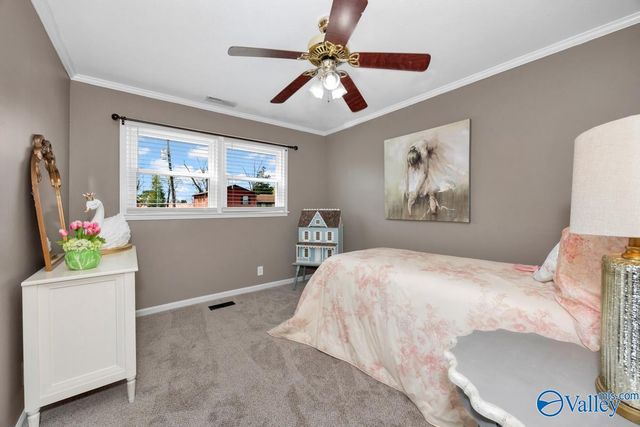 1814 Forney Drive NW, Huntsville, AL 35816