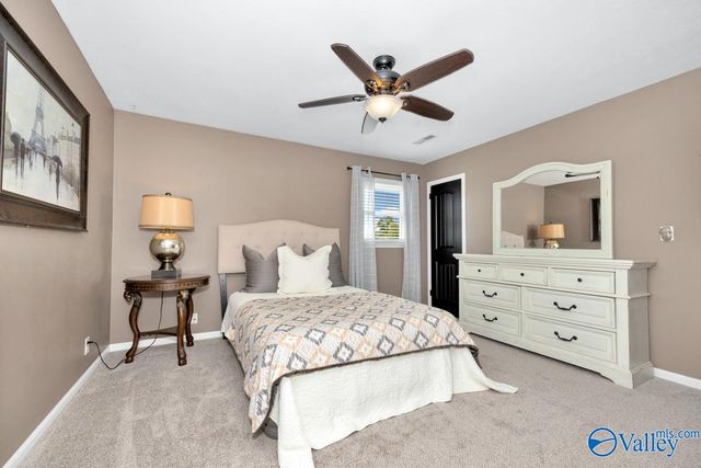 1814 Forney Drive NW, Huntsville, AL 35816