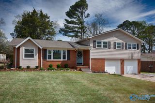 1814 Forney Drive NW, Huntsville, AL 35816