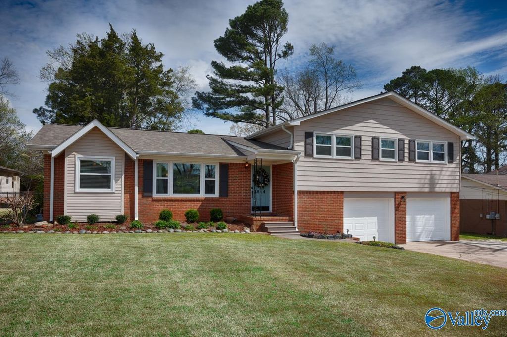 1814 Forney Drive NW, Huntsville, AL 35816