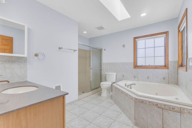 1609 Percy Lane, Itasca, IL 60143