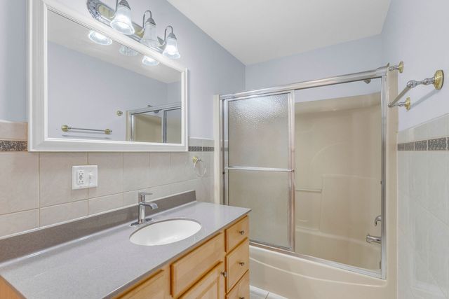 1609 Percy Lane, Itasca, IL 60143