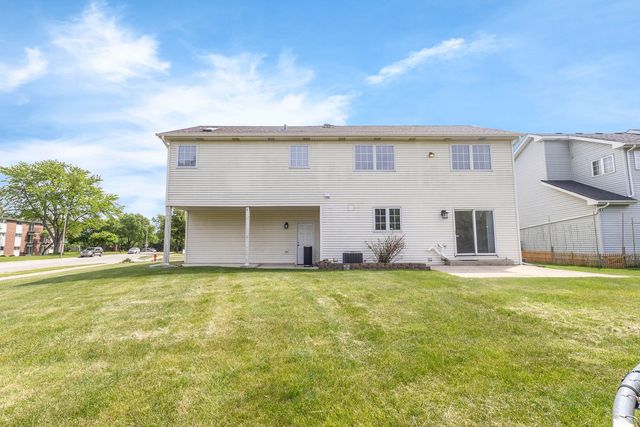 1609 Percy Lane, Itasca, IL 60143