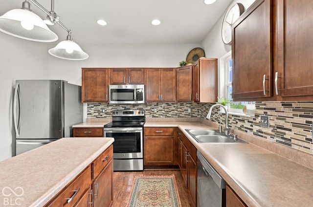 848 Briarstone Drive, Greenwood, IN 46143