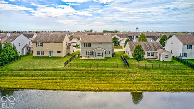 848 Briarstone Drive, Greenwood, IN 46143
