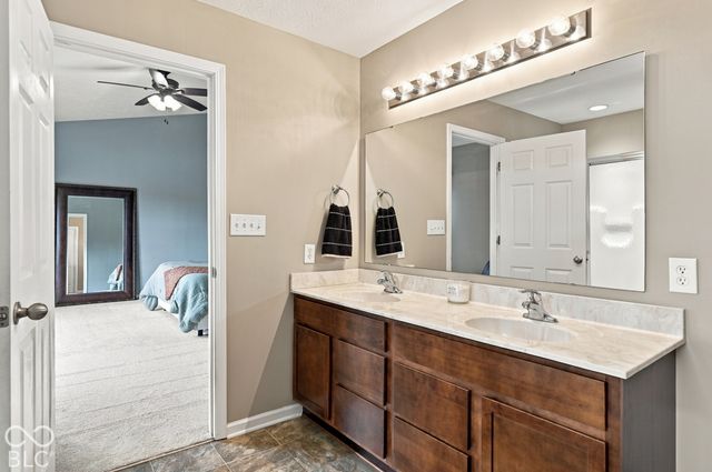 848 Briarstone Drive, Greenwood, IN 46143