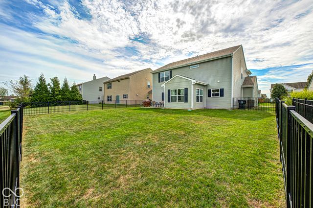 848 Briarstone Drive, Greenwood, IN 46143