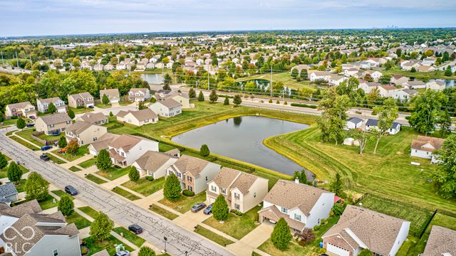 848 Briarstone Drive, Greenwood, IN 46143