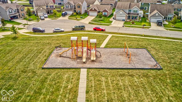 848 Briarstone Drive, Greenwood, IN 46143