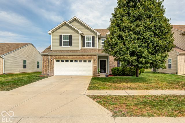 848 Briarstone Drive, Greenwood, IN 46143