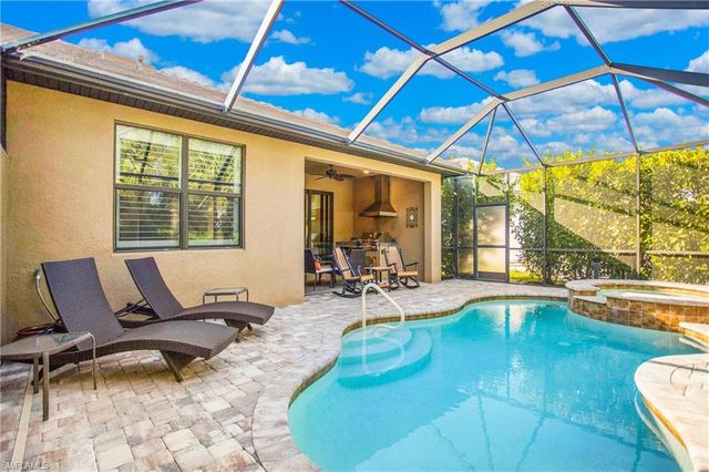 7674 Jacaranda LN, Naples, FL 34114
