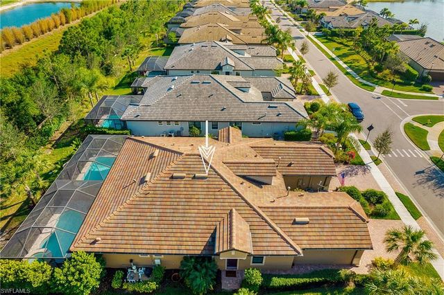 7674 Jacaranda LN, Naples, FL 34114