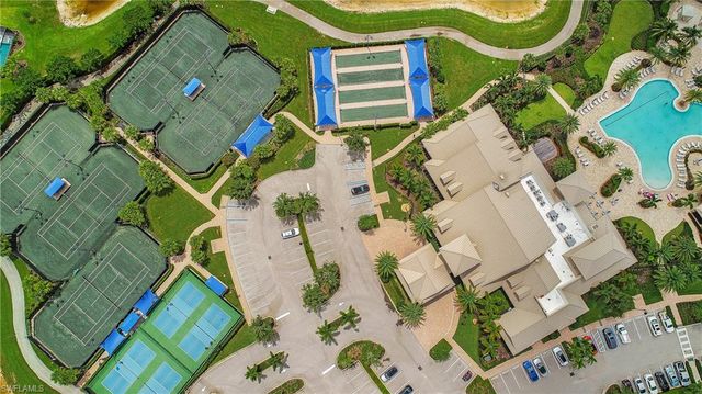 7674 Jacaranda LN, Naples, FL 34114