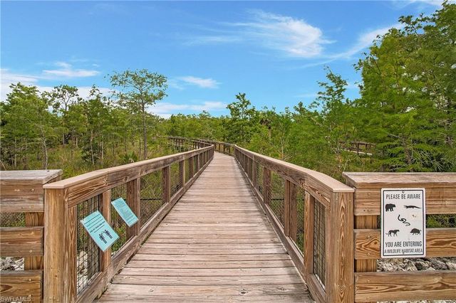 7674 Jacaranda LN, Naples, FL 34114