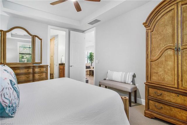 7674 Jacaranda LN, Naples, FL 34114