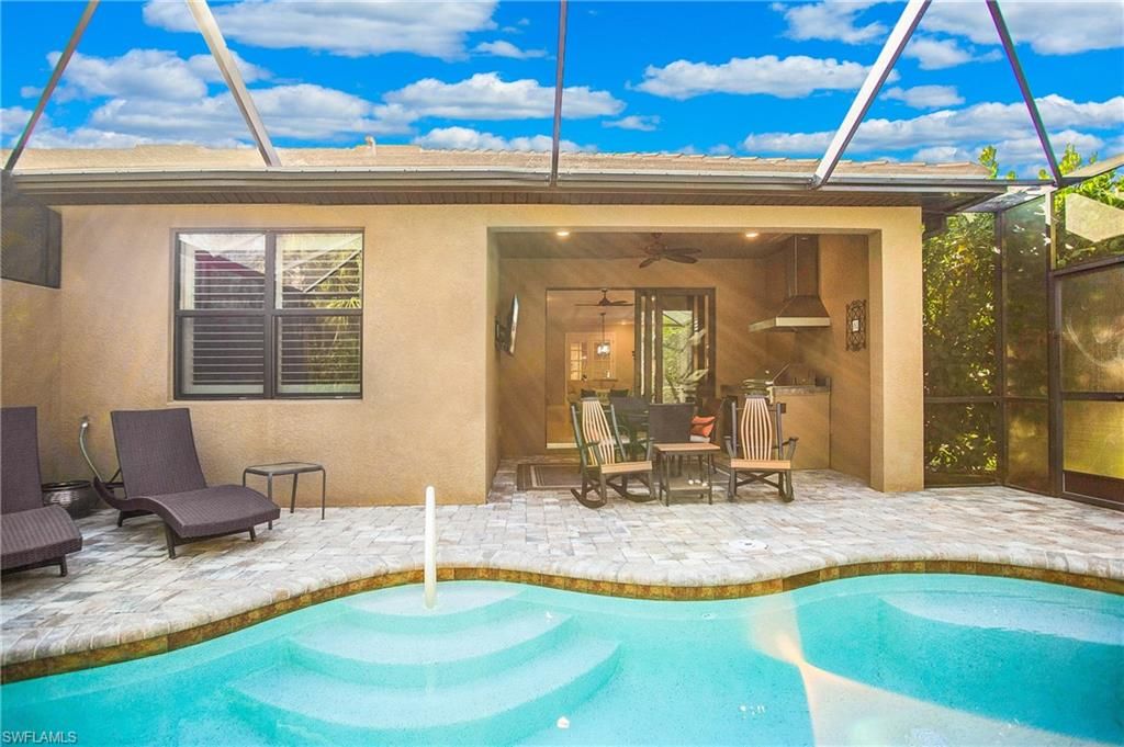 7674 Jacaranda LN, Naples, FL 34114