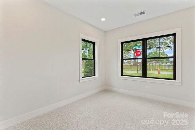 740 Falling Oak Alley 24, Huntersville, NC 28078