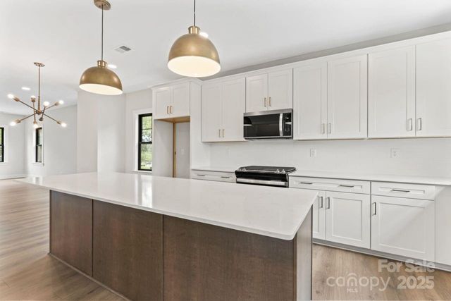 740 Falling Oak Alley 24, Huntersville, NC 28078