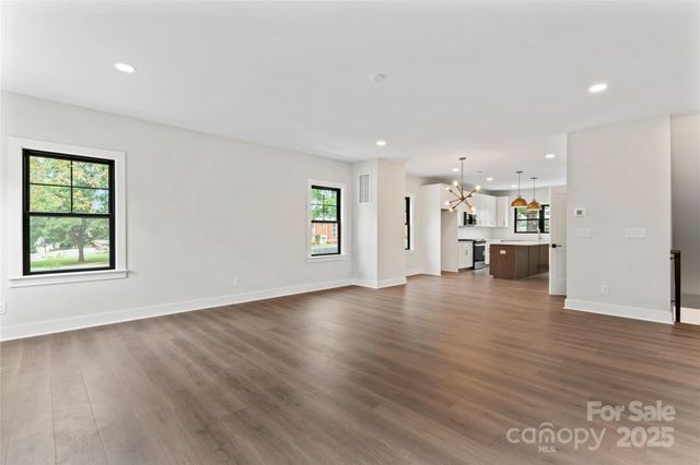 740 Falling Oak Alley 24, Huntersville, NC 28078