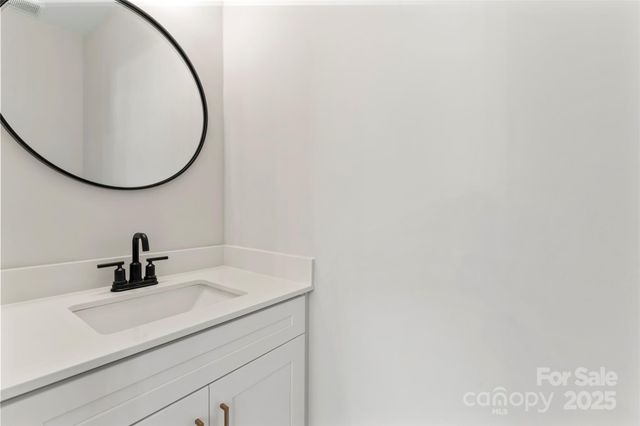 740 Falling Oak Alley 24, Huntersville, NC 28078