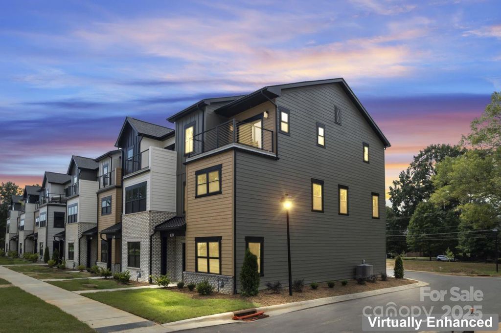 740 Falling Oak Alley 24, Huntersville, NC 28078