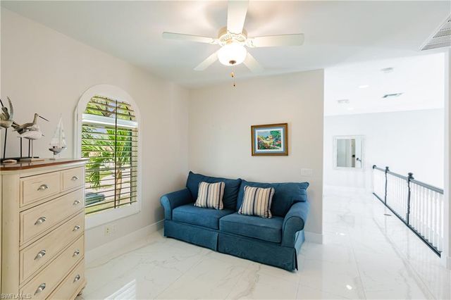 1045 Cottonwood CT, Marco Island, FL 34145