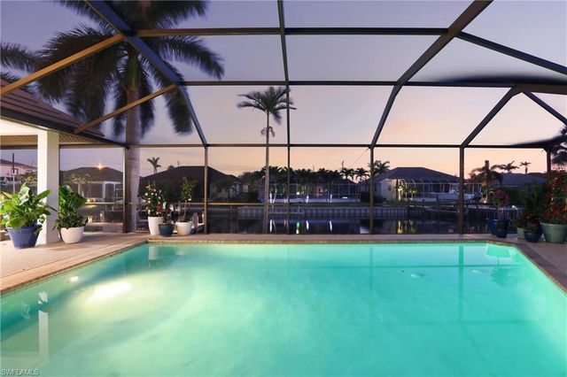 1045 Cottonwood CT, Marco Island, FL 34145